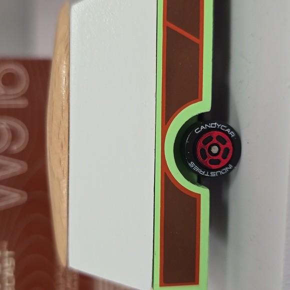 NIB Candylab Wooden Diecast Station Wagon & Surfboard Toy Car - Picture 7 of 7